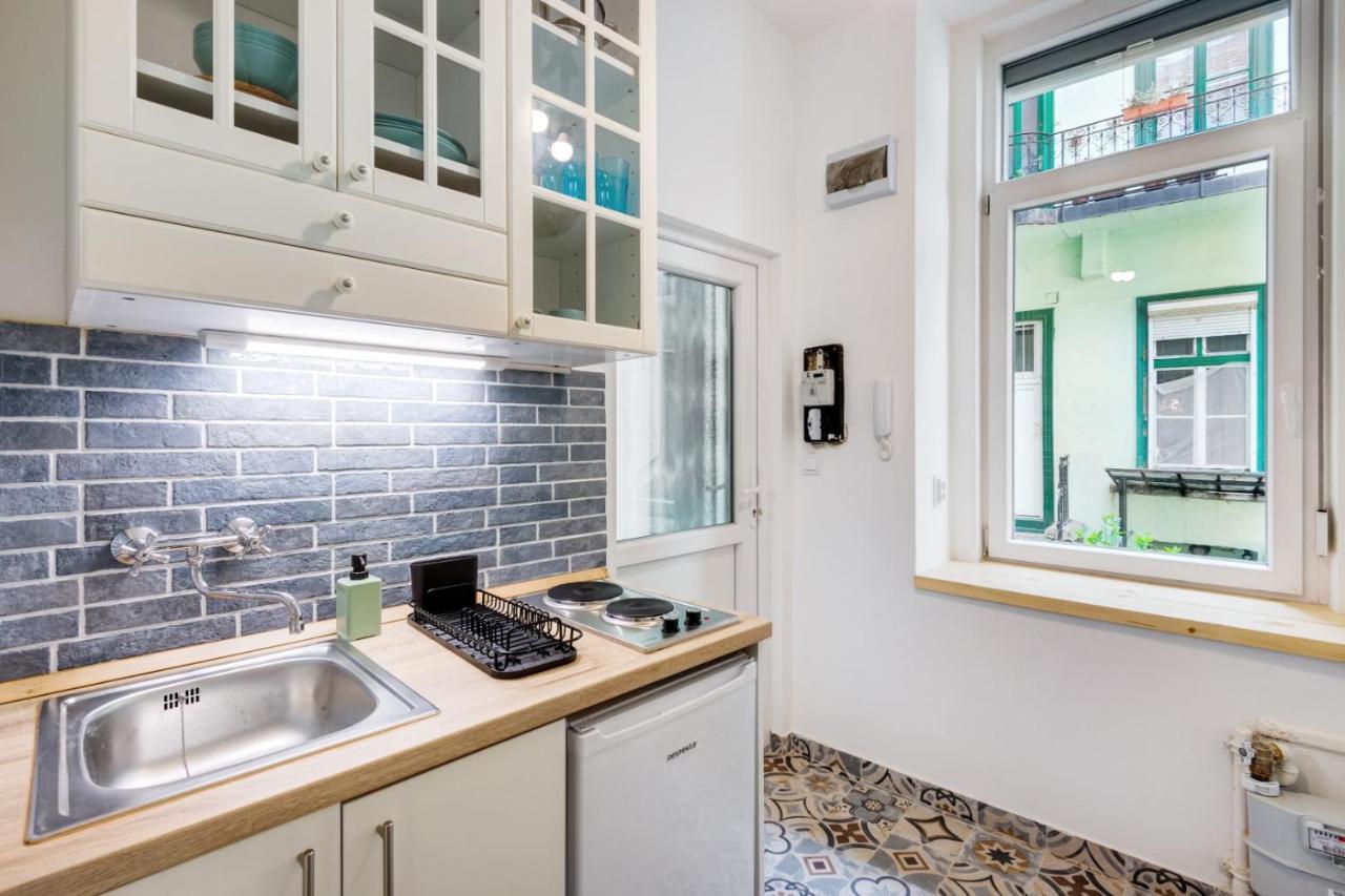 Harmony Hideaway In Center Apartament *