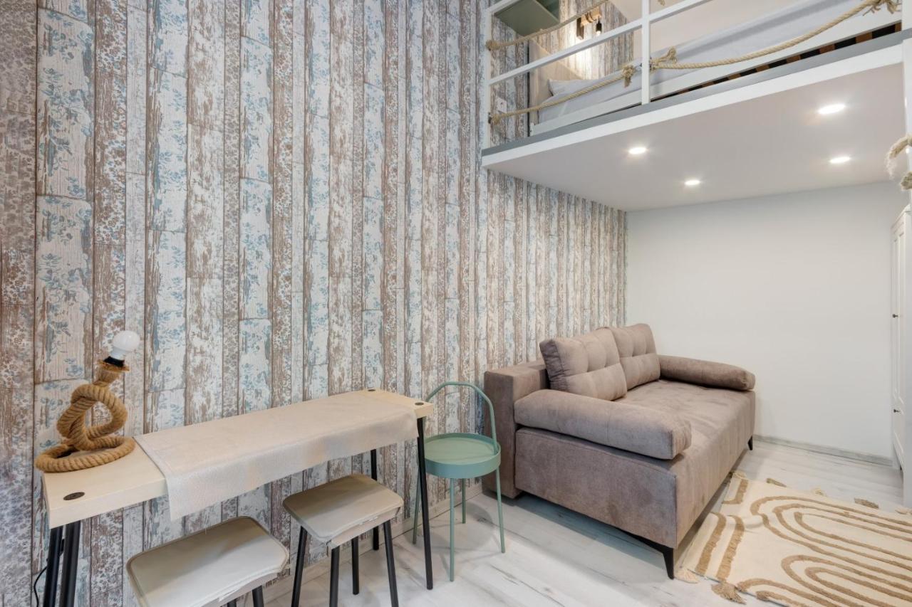 Harmony Hideaway In Center Apartament *